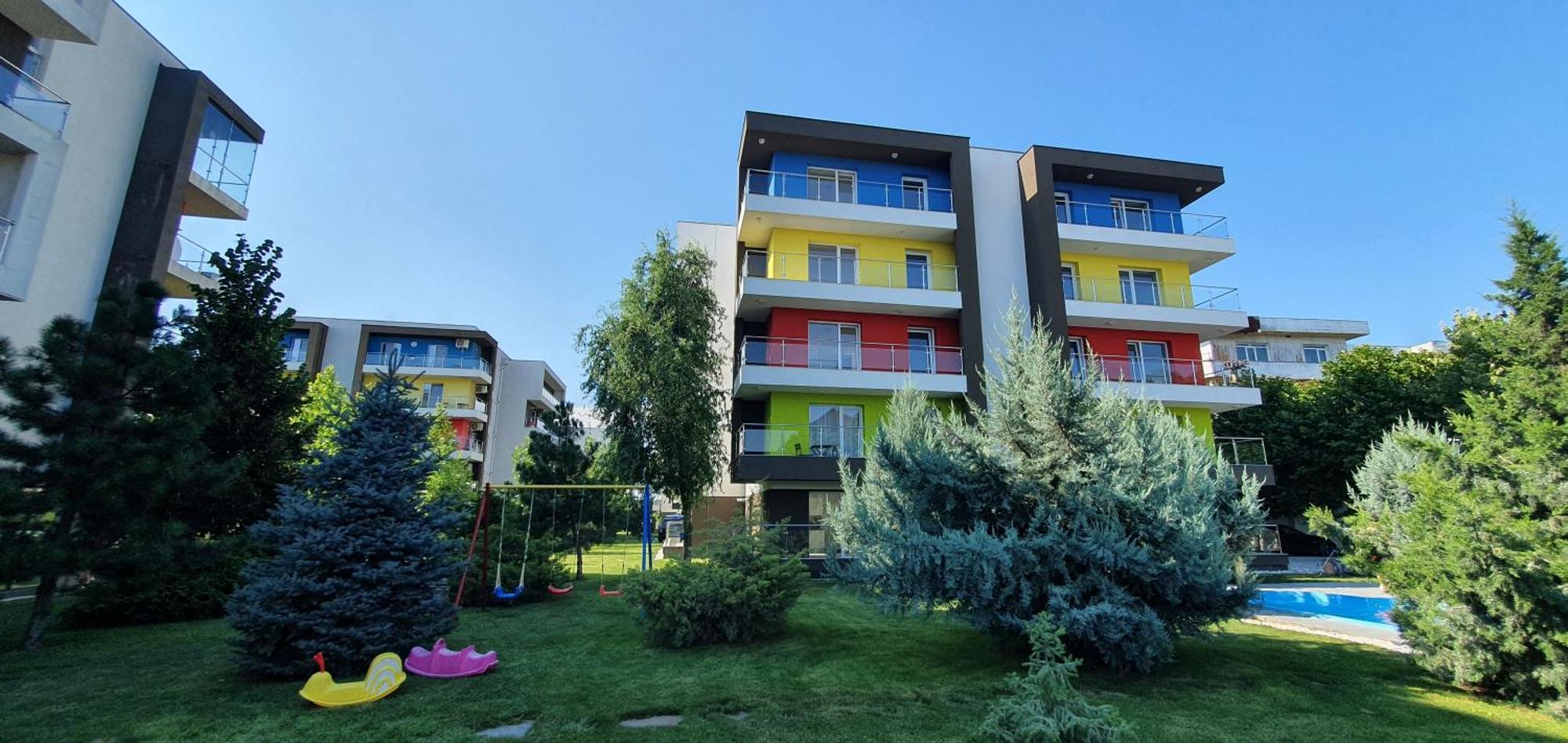 Airport Residence 3 Отопени Экстерьер фото