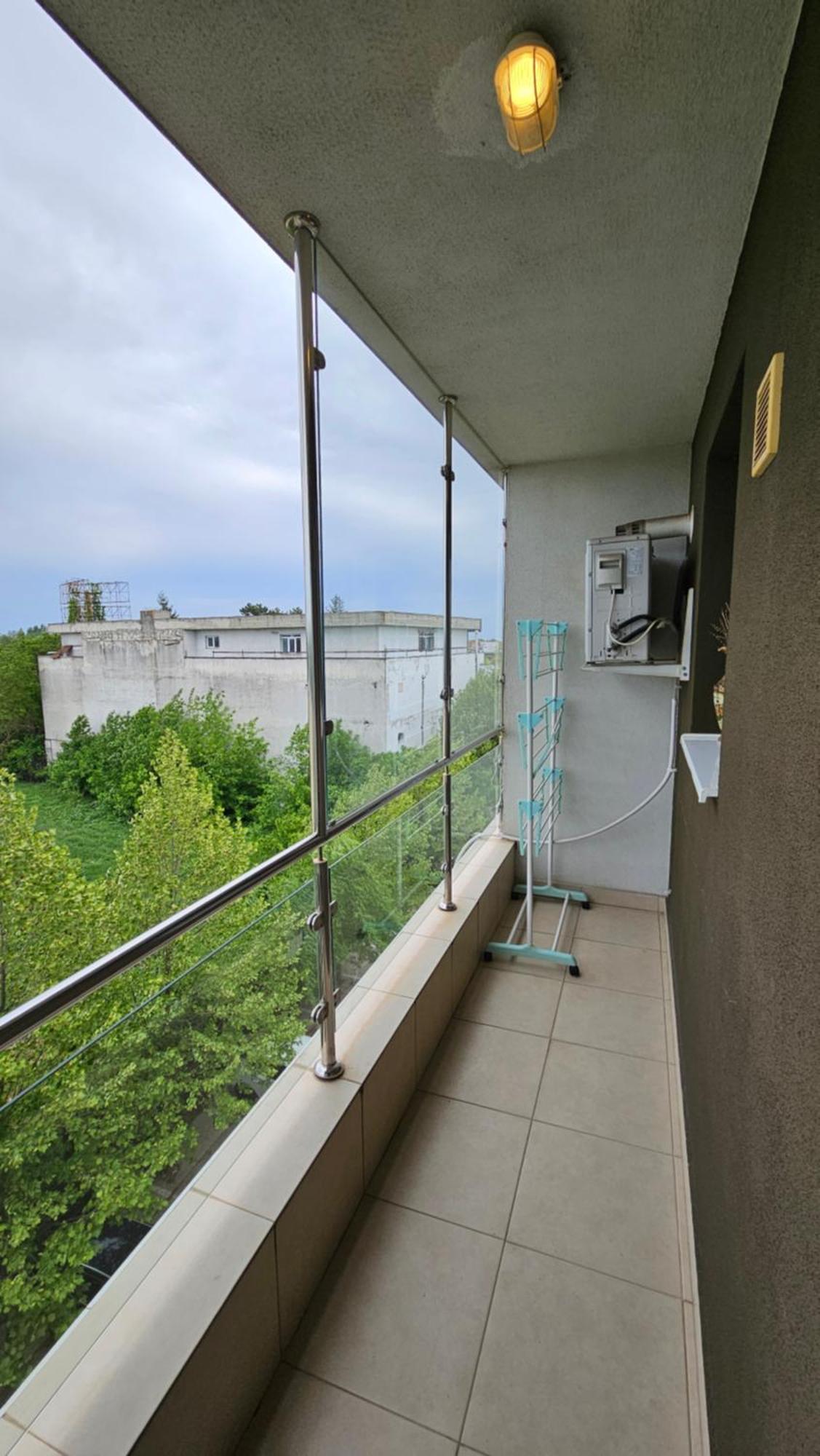 Airport Residence 3 Отопени Экстерьер фото