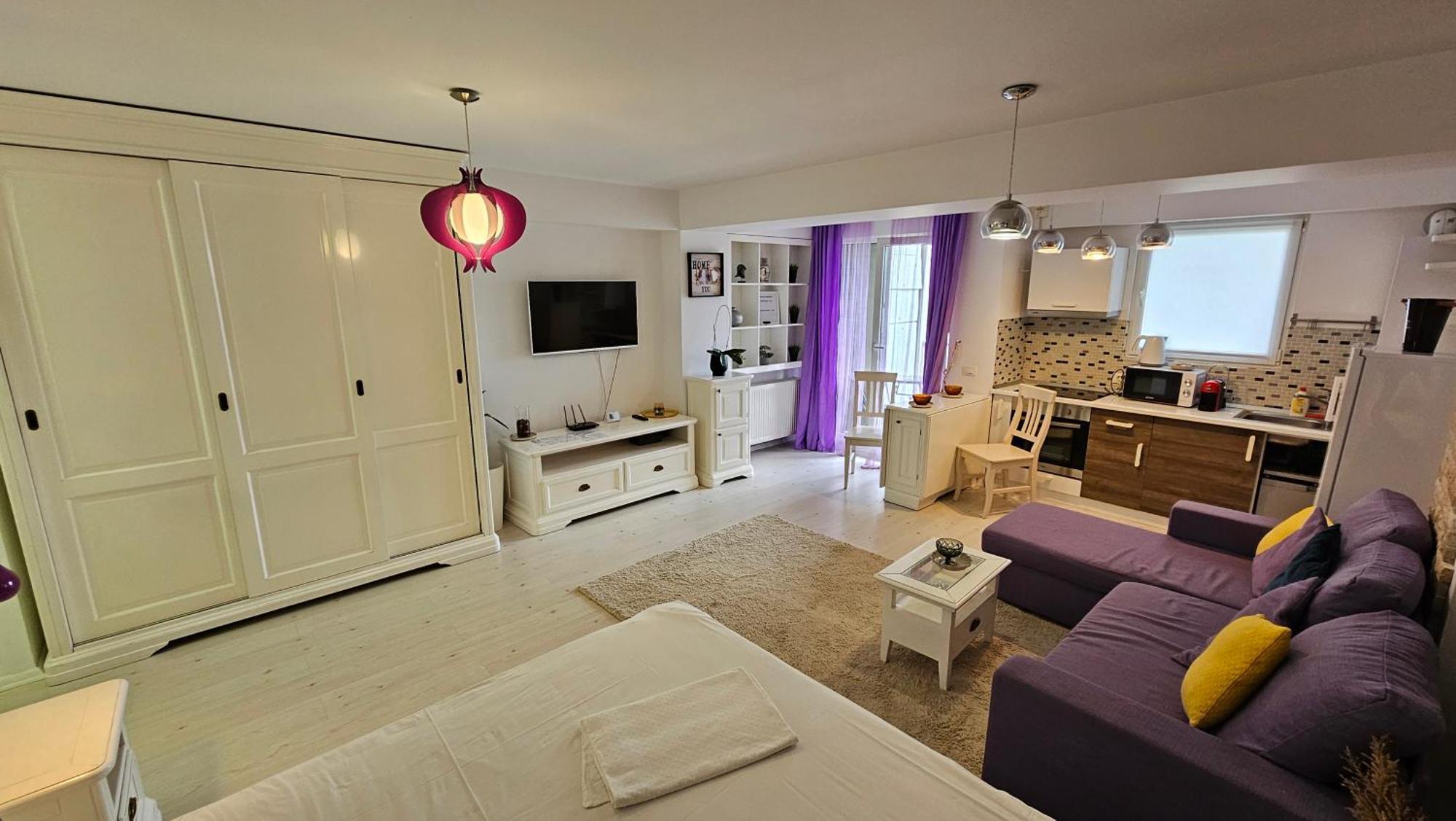 Airport Residence 3 Отопени Экстерьер фото