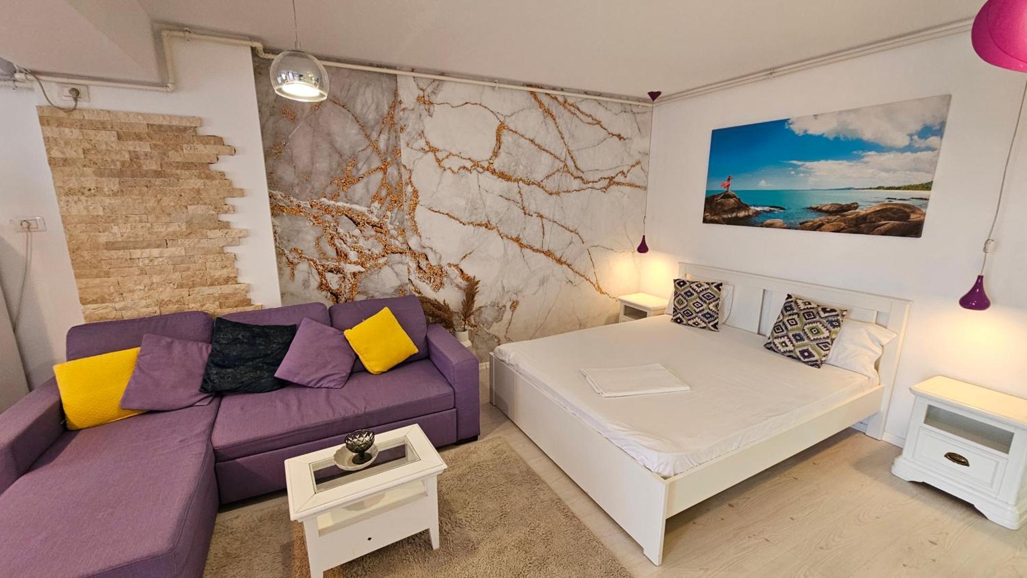 Airport Residence 3 Отопени Экстерьер фото
